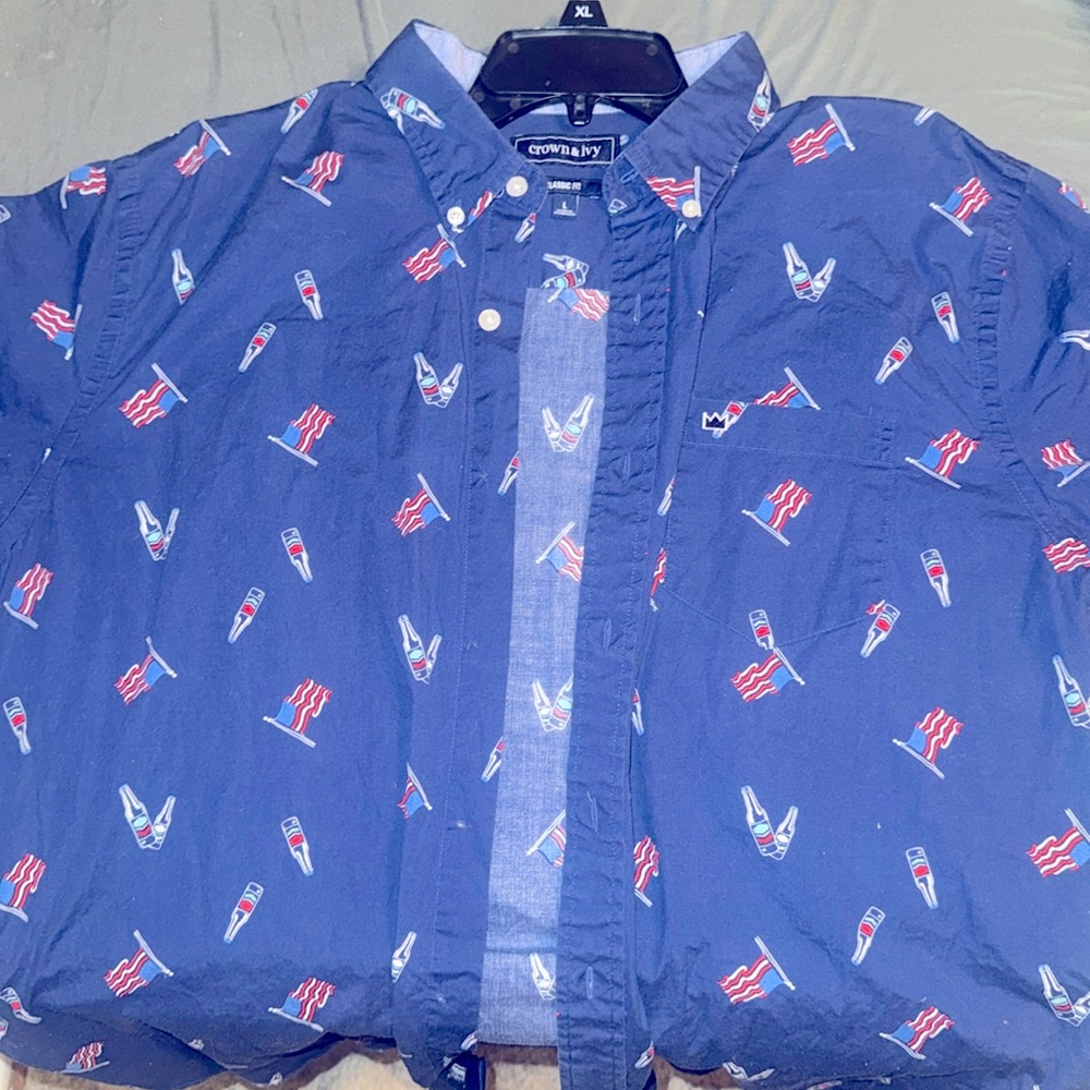 Button up Crown and Ivy